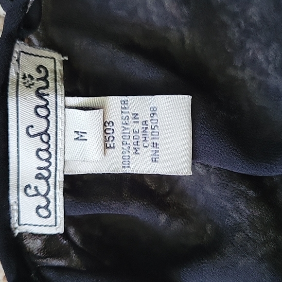 Aeuadani  Top/Blouse - Picture 8 of 8